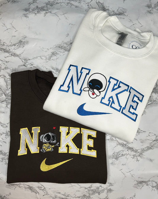 WALL-E & EVE Embroidered Crewneck